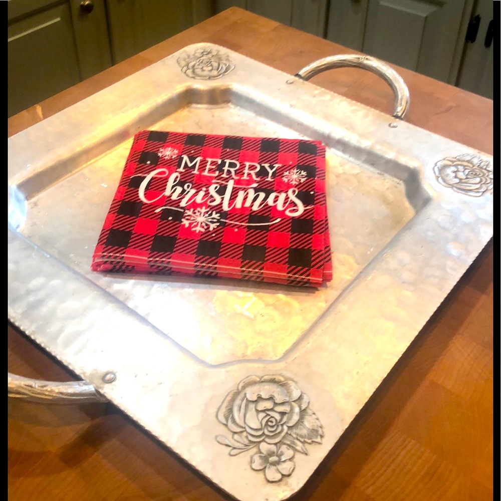 Vintage aluminum tray with rose detail and handles - Picture 4 of 8